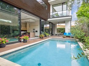 2332 Wroxton Road, Houston TX 77005