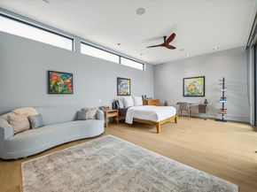 2332 Wroxton Road, Houston TX 77005