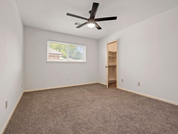 5651 Wigton Drive, Houston TX 77096