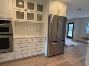 5751 Braesheather Drive, Houston TX 77096