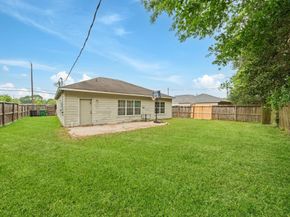 9838 Fuqua Street, Houston TX 77075