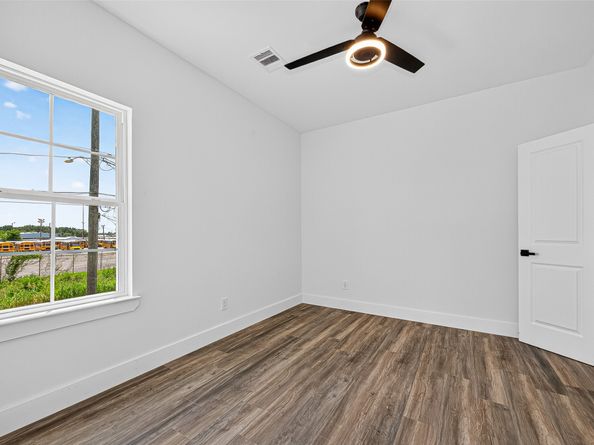 3168 Golfcrest, Houston TX 77087