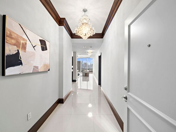 3333 Allen Parkway 2006, Houston TX 77019