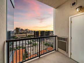 3333 Allen Parkway 2006, Houston TX 77019