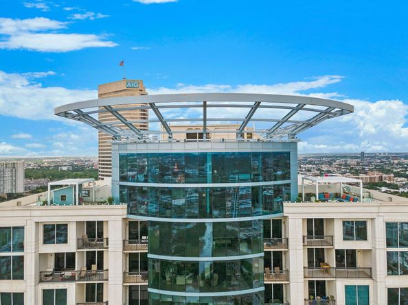 3333 Allen Parkway 2006, Houston TX 77019