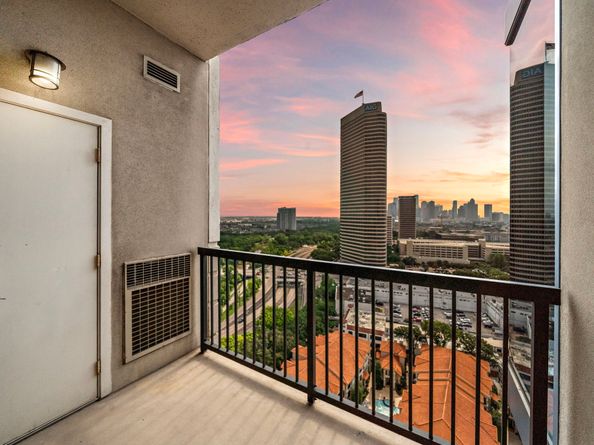 3333 Allen Parkway 2006, Houston TX 77019