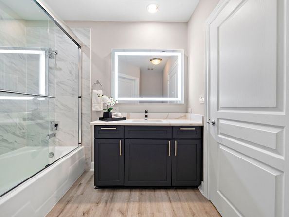 3333 Allen Parkway 2006, Houston TX 77019