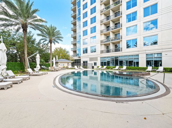 3333 Allen Parkway 2006, Houston TX 77019