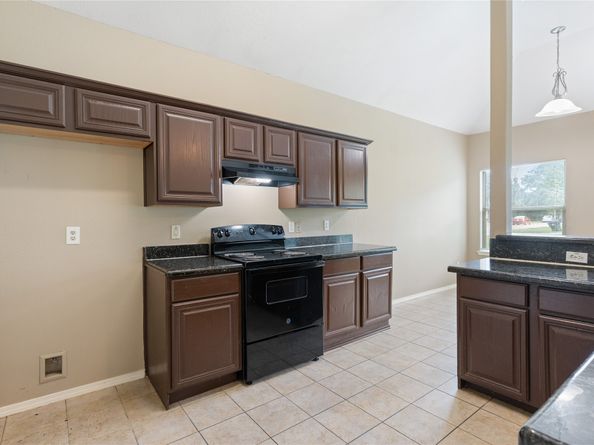 9104 N Green River Dr, Houston TX 77078