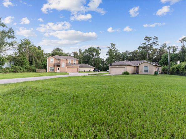 9104 N Green River Dr, Houston TX 77078