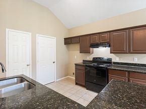 9104 N Green River Dr, Houston TX 77078
