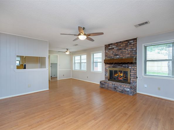 13910 Baytree Drive, Sugar Land TX 77498