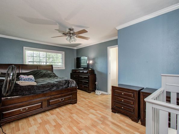 967 Wavecrest Lane, Houston TX 77062
