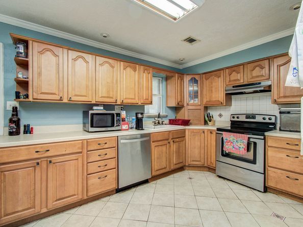 967 Wavecrest Lane, Houston TX 77062