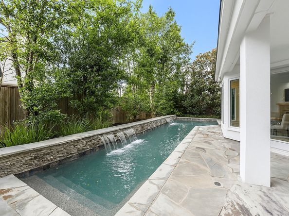 910 Peachwood Bend Drive, Houston TX 77077