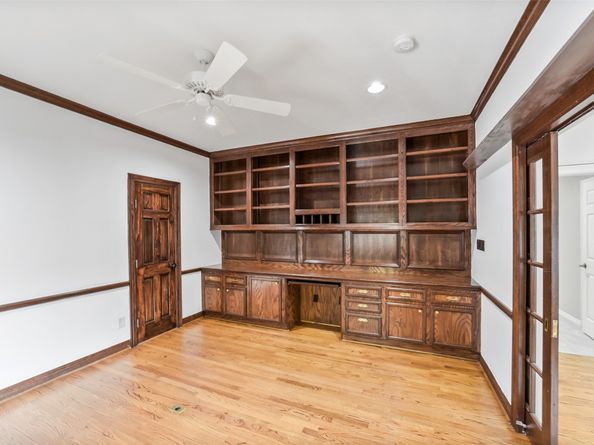 910 Peachwood Bend Drive, Houston TX 77077