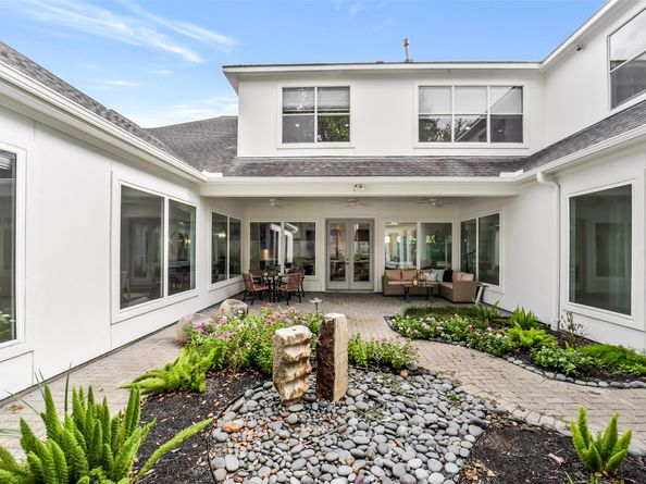 910 Peachwood Bend Drive, Houston TX 77077