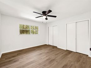 413 Oakhill Drive, Conroe TX 77304
