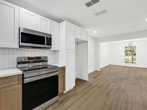 413 Oakhill Drive, Conroe TX 77304