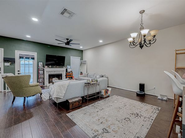 3048 Holly Hall Street Street 3048, Houston TX 77054