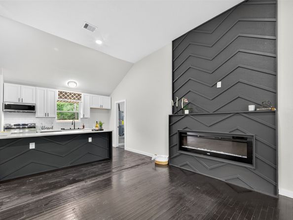 209 Leago Street, Houston TX 77022