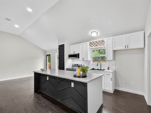 209 Leago Street, Houston TX 77022