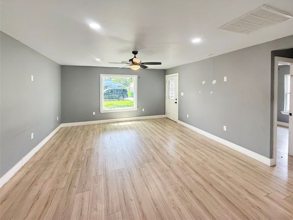 7330 Hurtgen Forest Road, Houston TX 77033