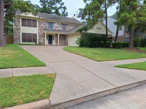 7539 Wildwood Brook Court, Houston TX 77095