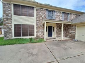 7539 Wildwood Brook Court, Houston TX 77095