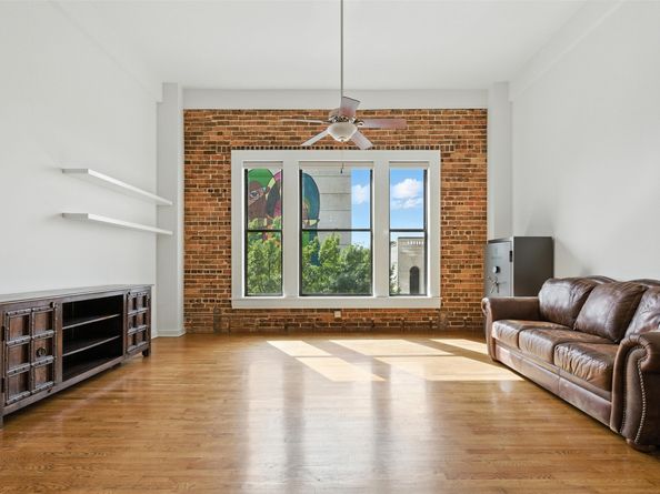 915 Franklin Street 2I, Houston TX 77002