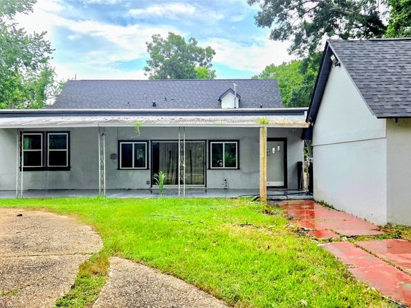 7130 Brace Street, Houston TX 77061