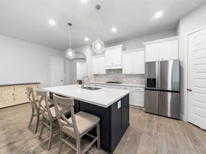 704 Fall Rock Branch Drive, Conroe TX 77304