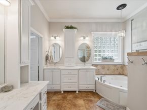 6 Eagle Rise Place, The Woodlands TX 77382