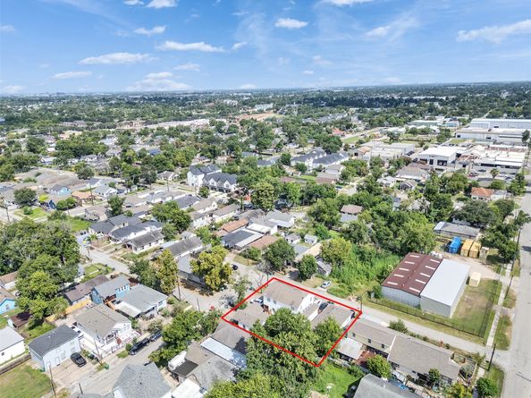 2514 Gano Street, Houston TX 77009