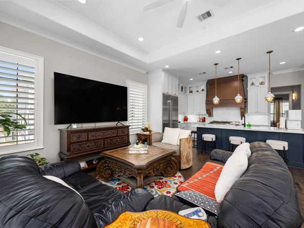 14008 Memorial Reserve Place, Houston TX 77079