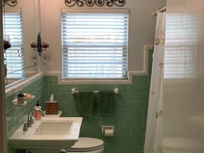 3028 Winslow Street, Houston TX 77025