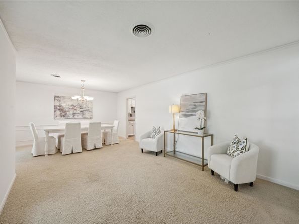 10603 Lynbrook Drive, Houston TX 77042