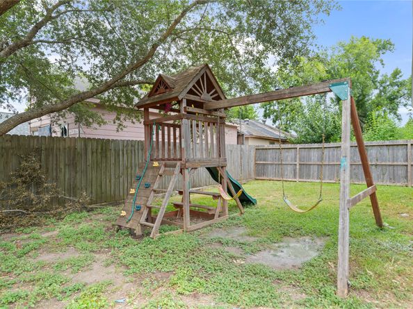 3001 Wayne Street, Houston TX 77026