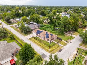 3001 Wayne Street, Houston TX 77026