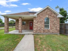 3001 Wayne Street, Houston TX 77026