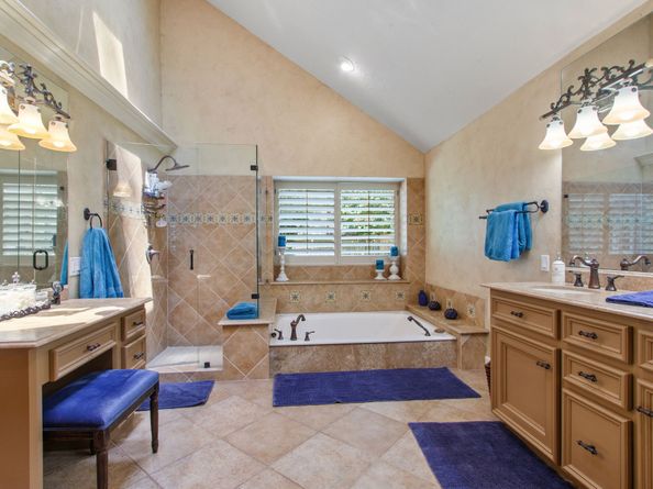 13710 Lost Creek Road, Tomball TX 77375