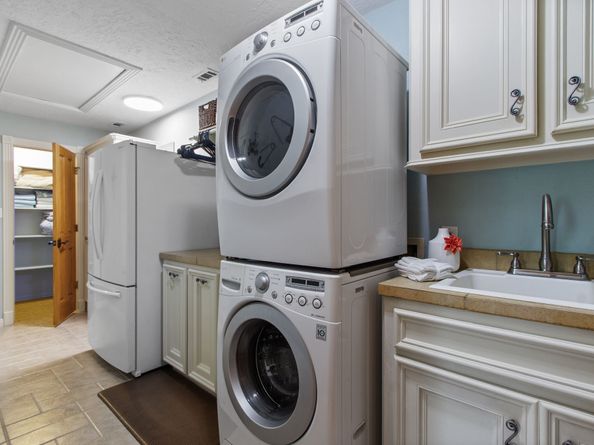 13710 Lost Creek Road, Tomball TX 77375