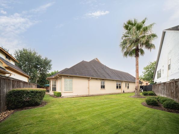 3211 Manet Court, Houston TX 77082
