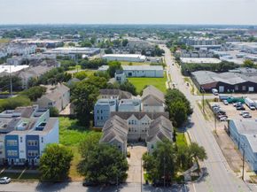 1203 Ennis Street, Houston TX 77003