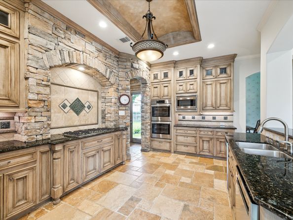 7515 Ikes Pond Drive, Spring TX 77389