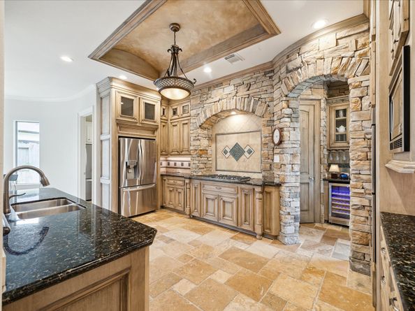 7515 Ikes Pond Drive, Spring TX 77389