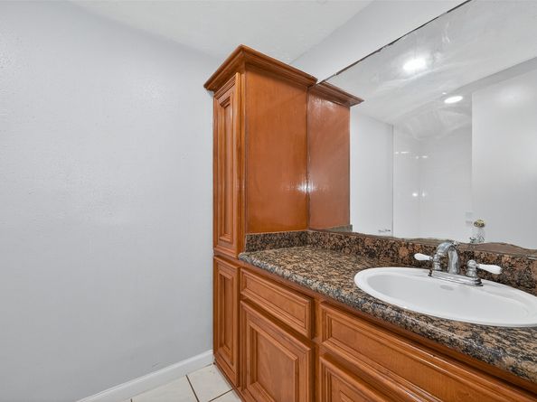 10414 Gulfstream Lane, Sugar Land TX 77498