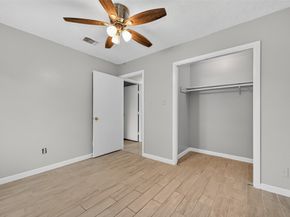 10414 Gulfstream Lane, Sugar Land TX 77498