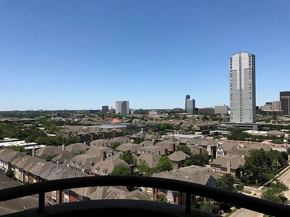 3525 Sage Road 1414, Houston TX 77056