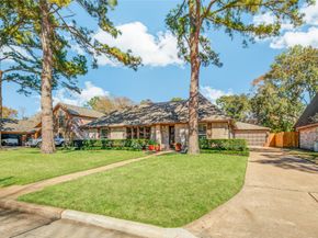 15838 Mesa Gardens Drive, Houston TX 77095